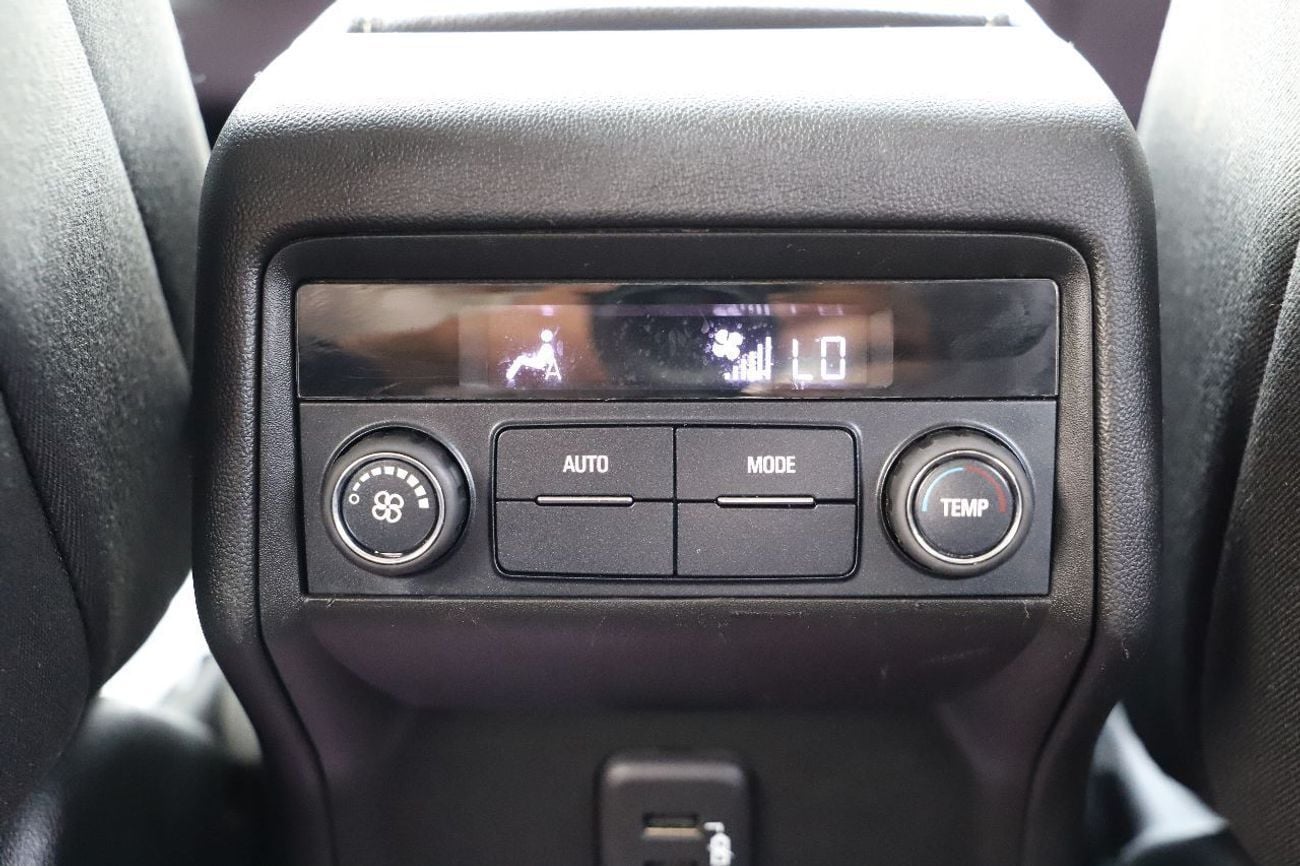 جي أم سي أكاديا SLE2 GMC ACADIA SLE 3.6L V6 7 SEATER 2019
