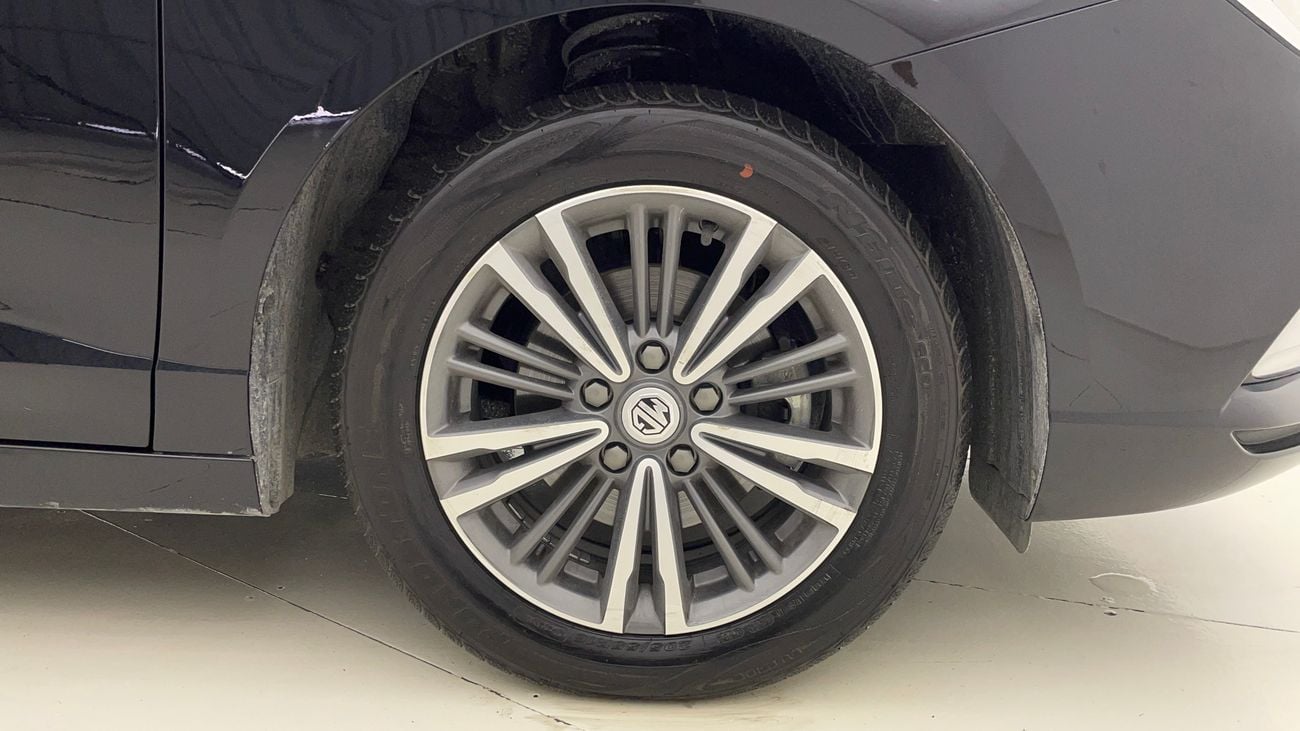 أم جي 5 LUXURY 1.5 | بدون دفعة مقدمة | اختبار القيادة في المنزل