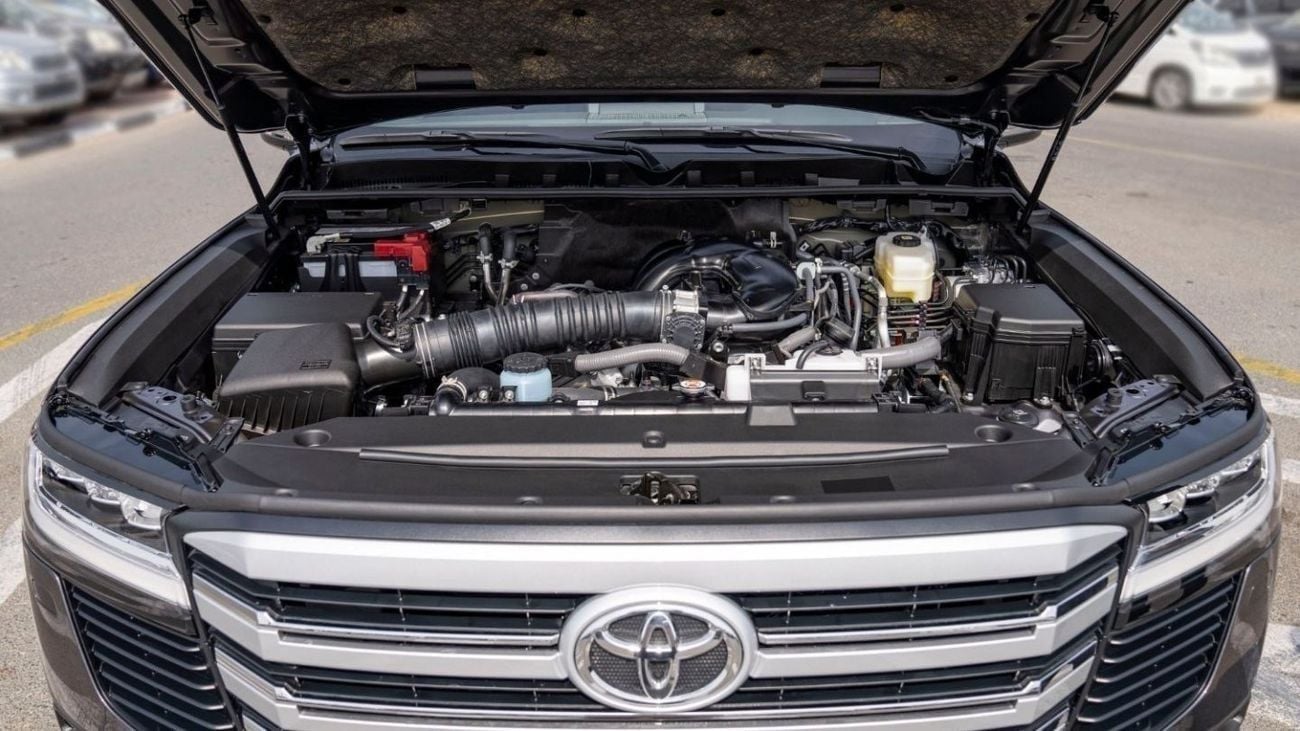Toyota Land Cruiser TOYOTA LANDCRUSIER LC300 VX 4.0 PETROL TWIN TURBO