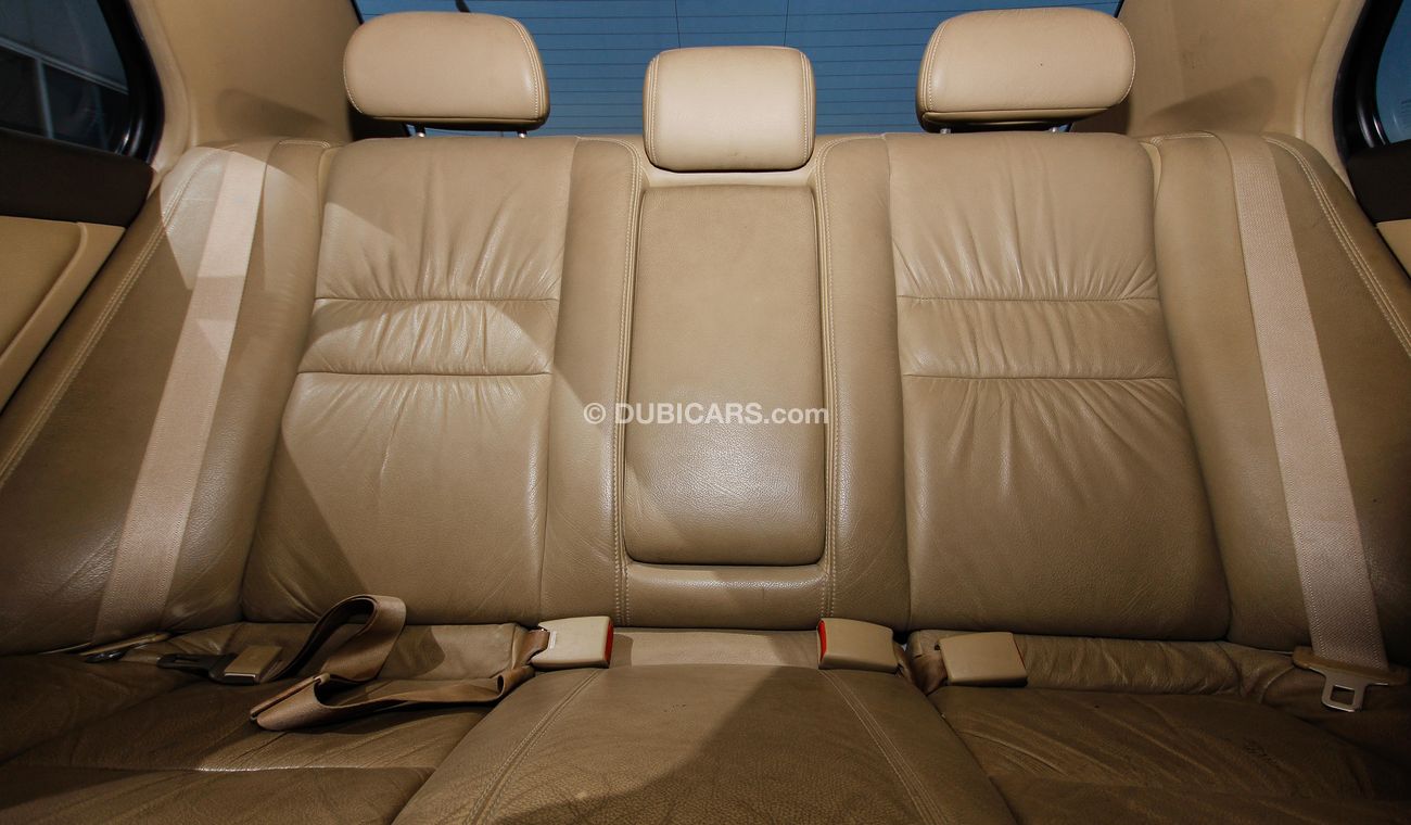 هوندا أكورد 2.4 VTi-E