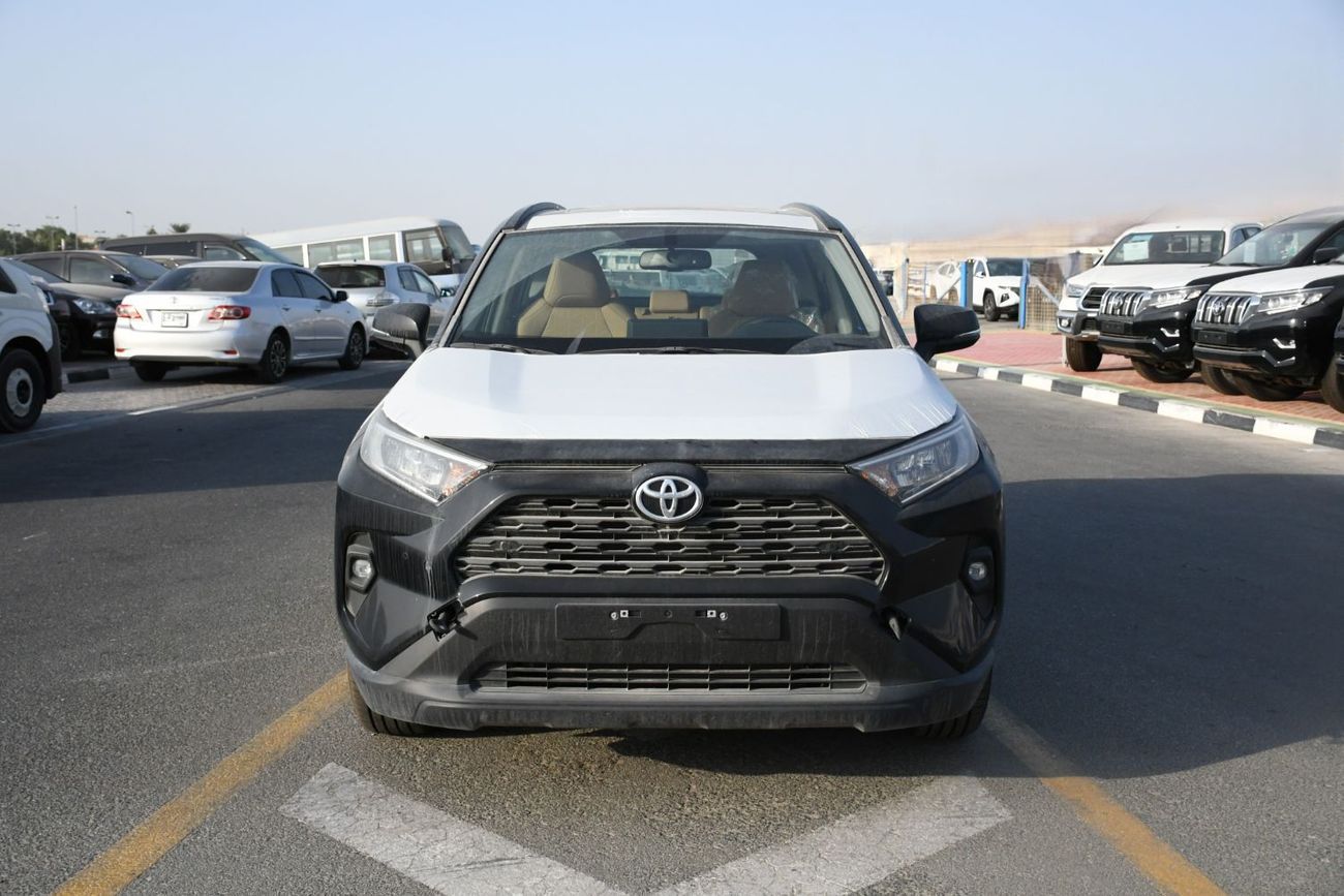 Toyota RAV4 2.5L XLE PETROL WITH SUNROOF  (FOR LOCAL10 %)
