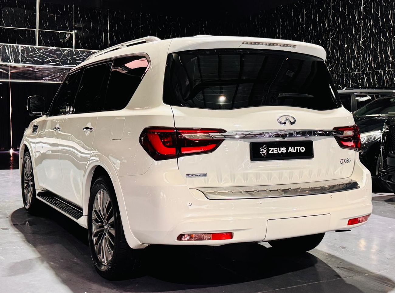 إنفينيتي QX80 Luxe 7st 5.6L