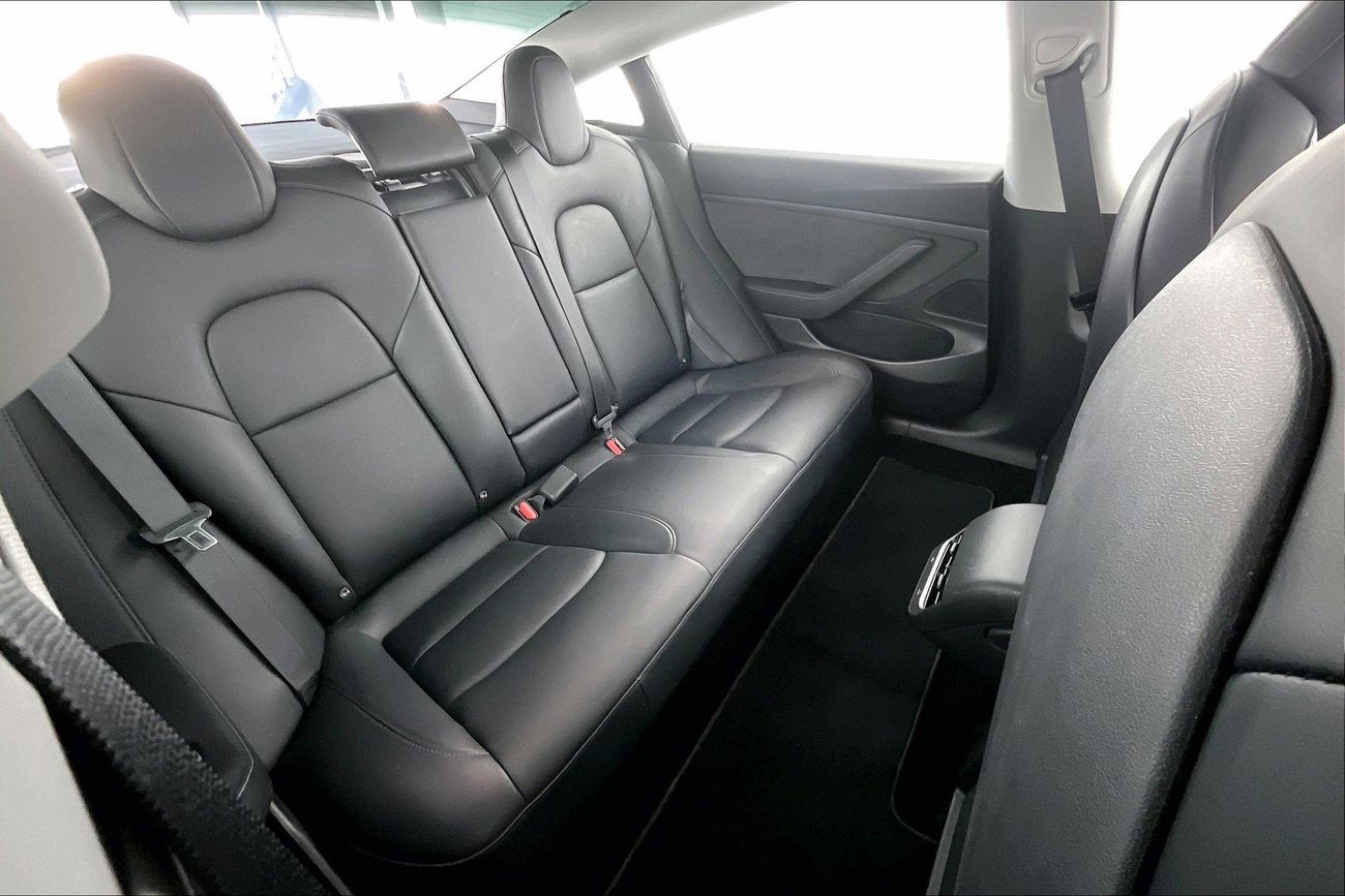 تسلا موديل 3 Standard Range Plus | upto AED 20,000 Ramadan Discount | شامل الضمان | 0 ﺪﻔﻋﺓ ﺃﻮﻟﻯ