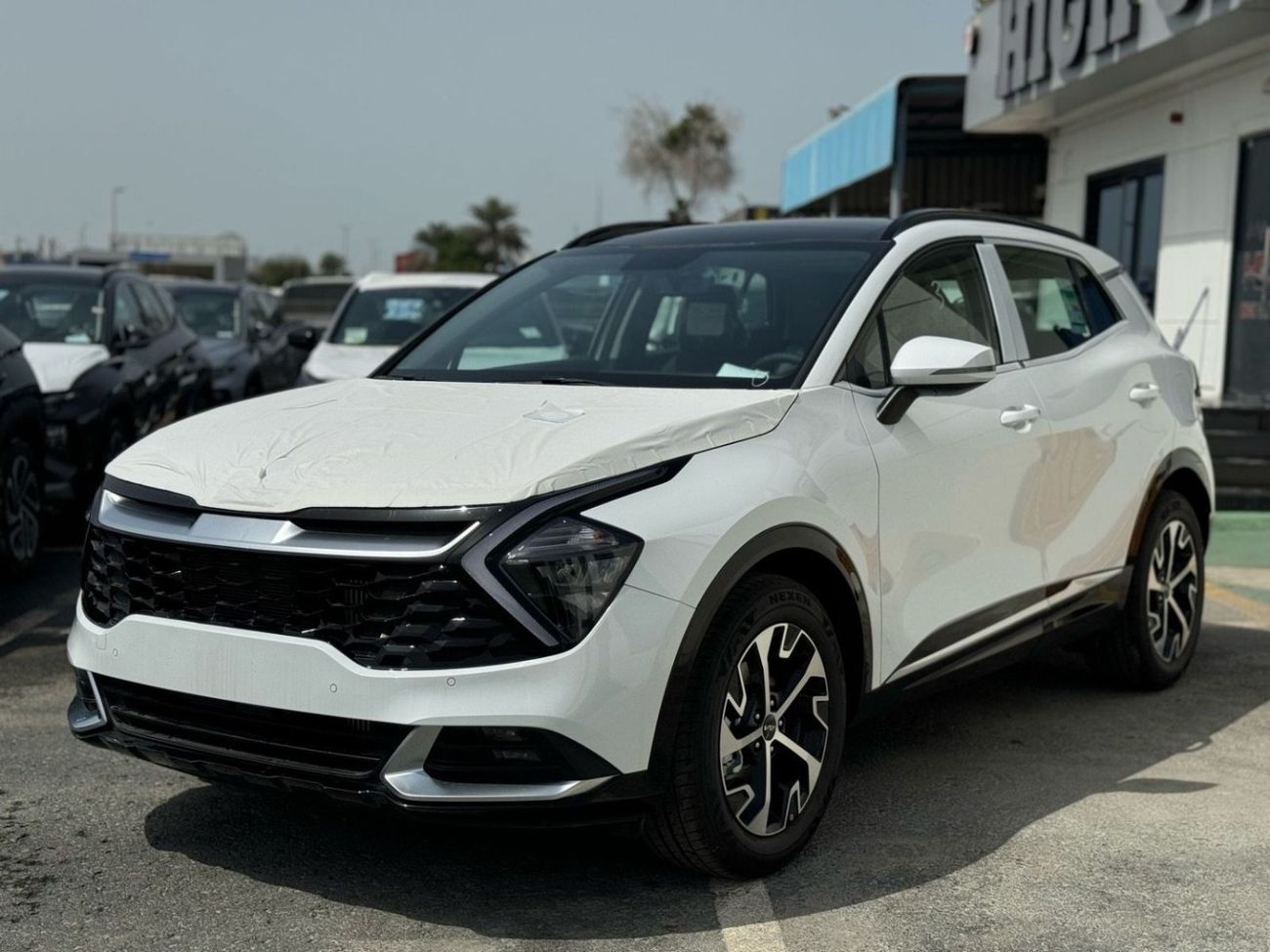 Kia Sportage KIA SPORTAGE (GCC) 1.6T - WHITE PEARL COLOR (2025 MODEL)