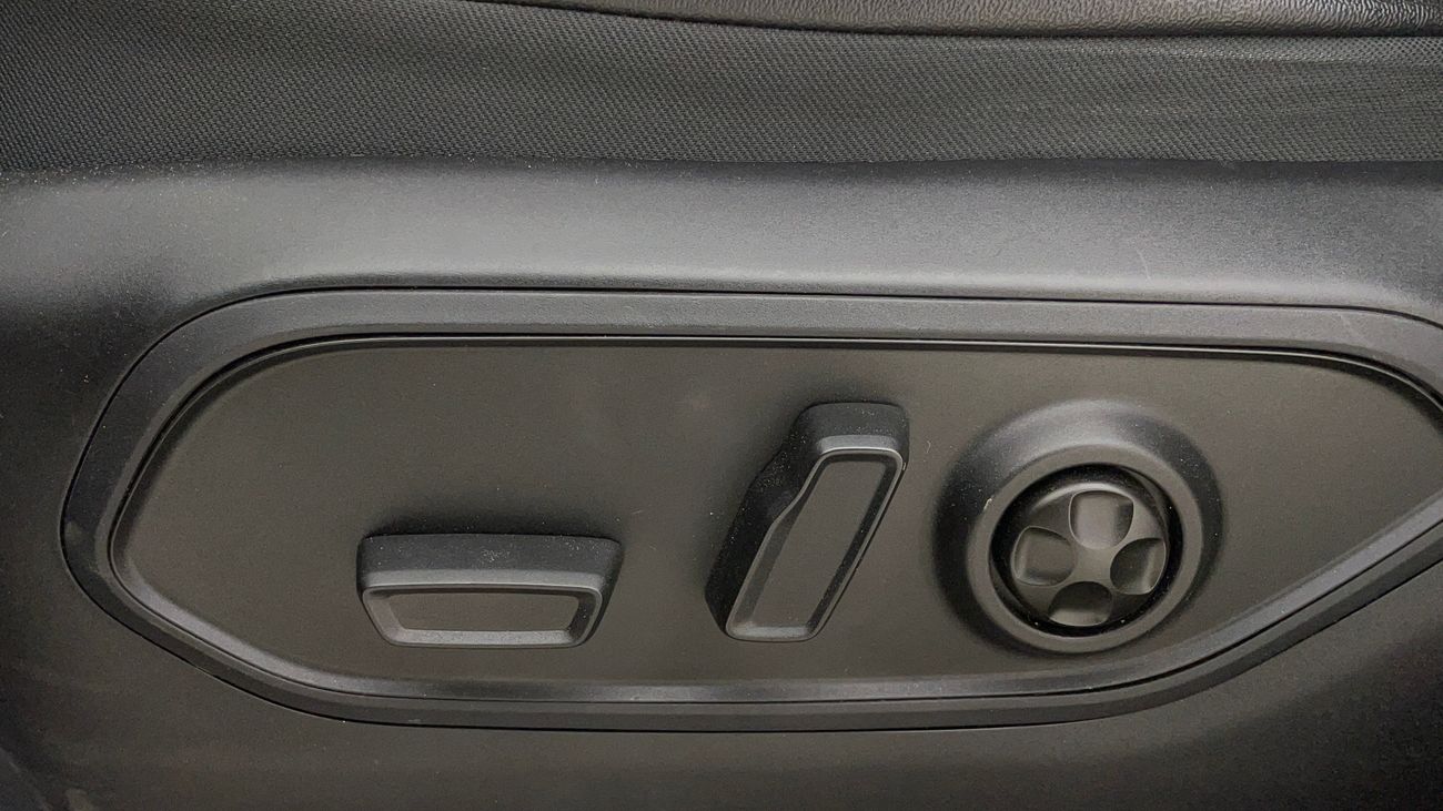 جيب جراند شيروكي LIMITED 3.6 | بدون دفعة مقدمة | اختبار القيادة في المنزل