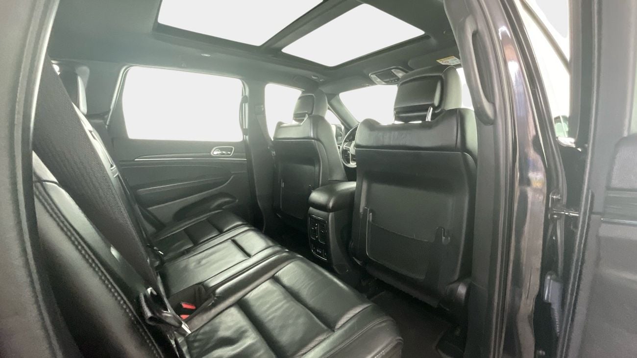 جيب جراند شيروكي Limited | شامل الضمان | 0 ﺪﻔﻋﺓ ﺃﻮﻟﻯ