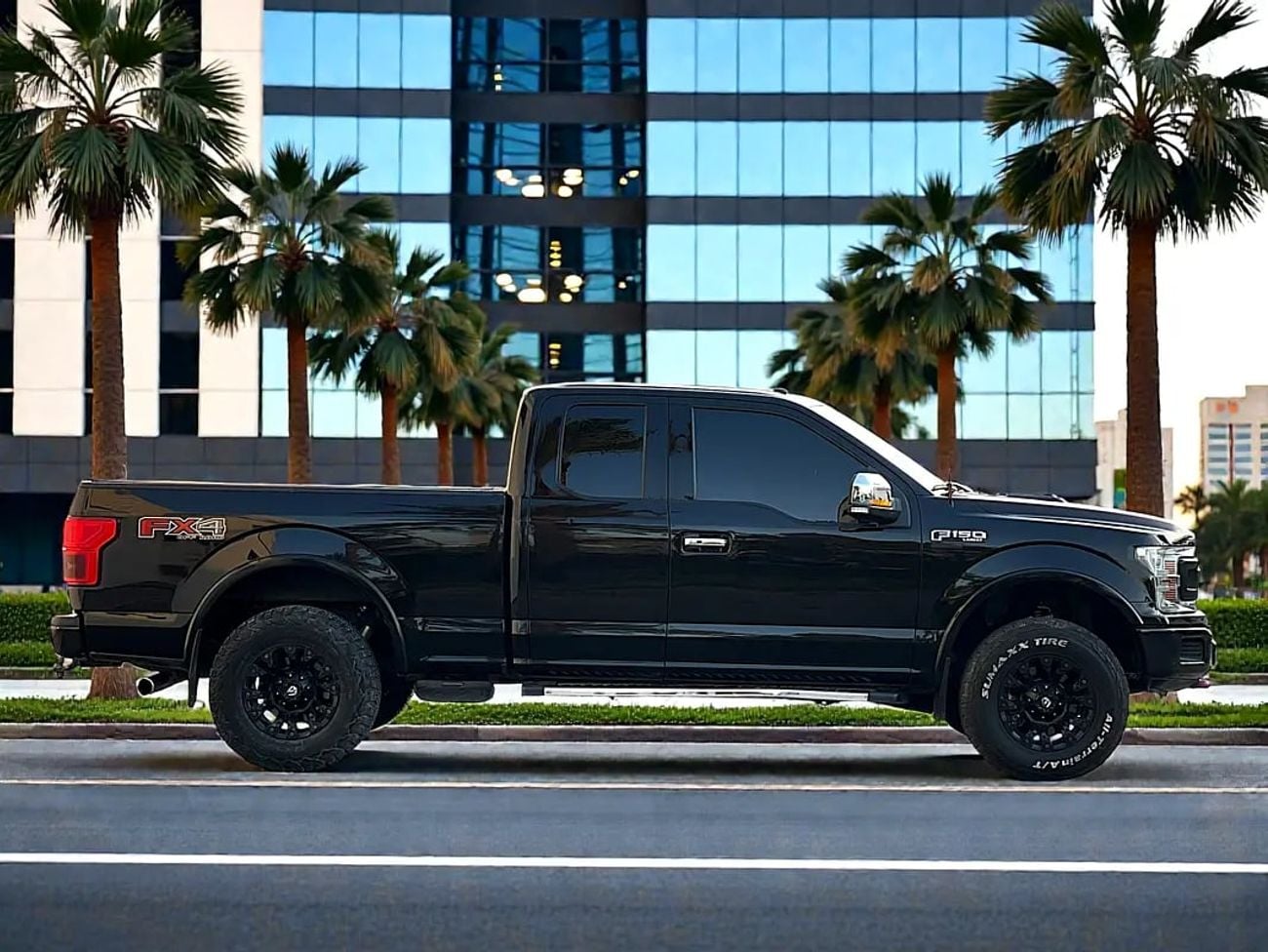 فورد F 150 Lariat Special Edition 3.5L 1,240 P.M | | F150 | LARIAT | GCC | FULL SERVICE HISTORY | ORIGINAL PAIN