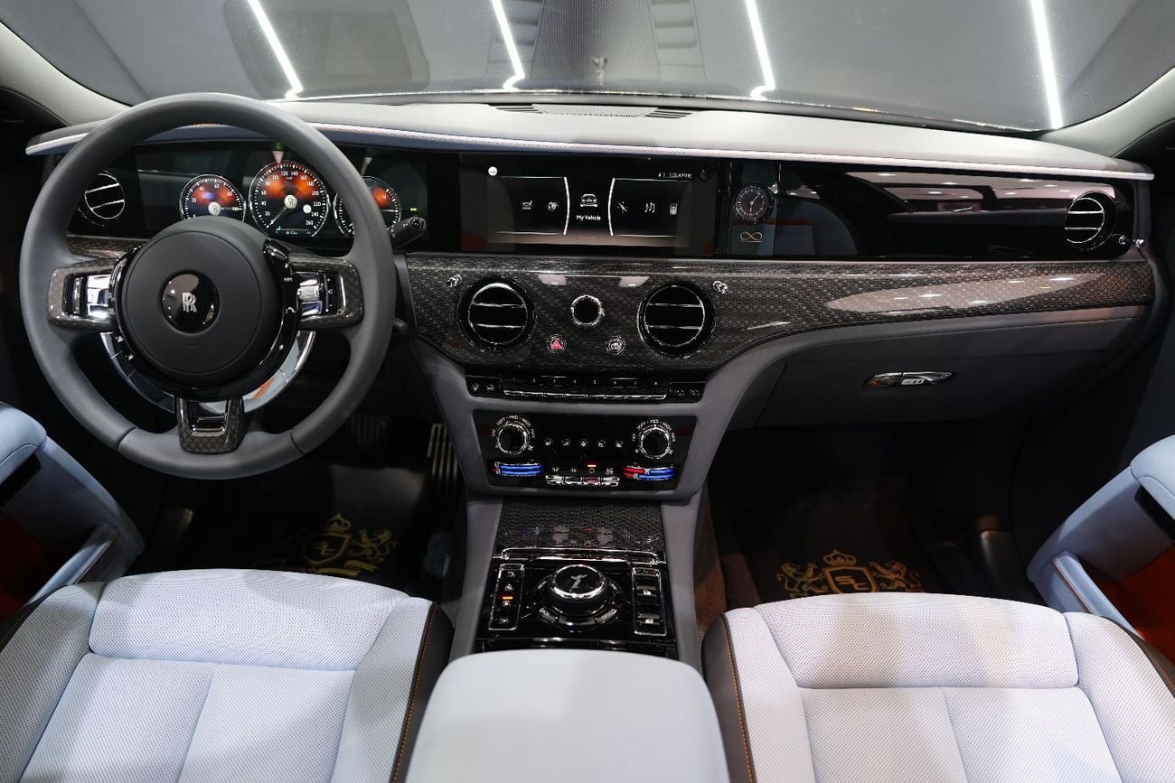 Rolls Royce Ghost Black Badge, Two-Tone, Rear Entertainment, Bespoke Audio, Dealer Warr + Serv!