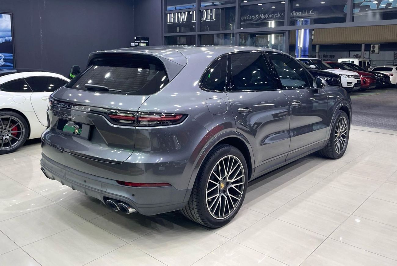 Porsche Cayenne Base Coupe