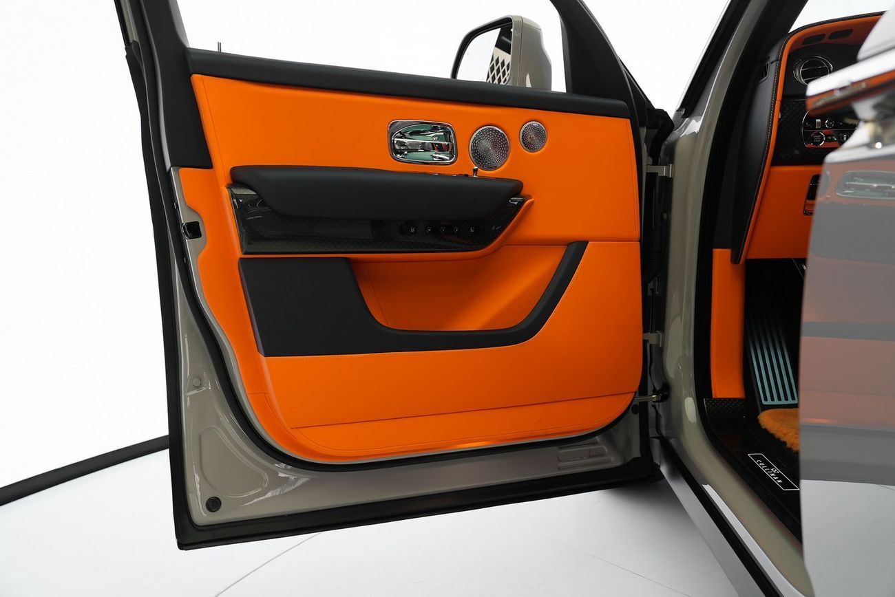 رولز رويس كولينان Rolls Royce Cullinan Black Badge