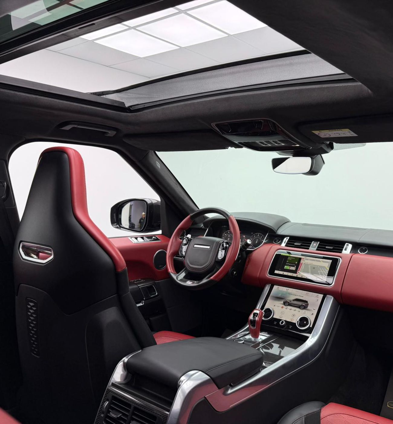 Land Rover Range Rover Sport SVR 5.0L (575 HP) AWD 2021 Range Rover Sport SVR, 2026 RR Warranty, Fully Loaded, Excellent Conditio