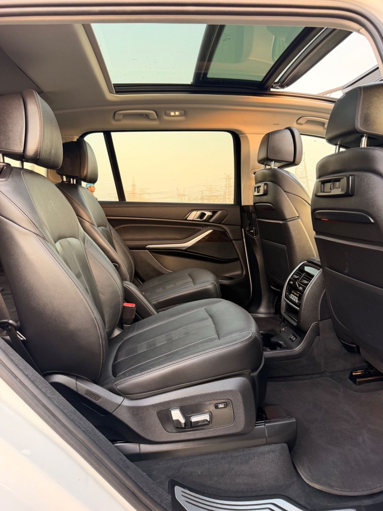 بي أم دبليو X7 40i PURE EXCELLENCE X7 3.0L Full option 2020