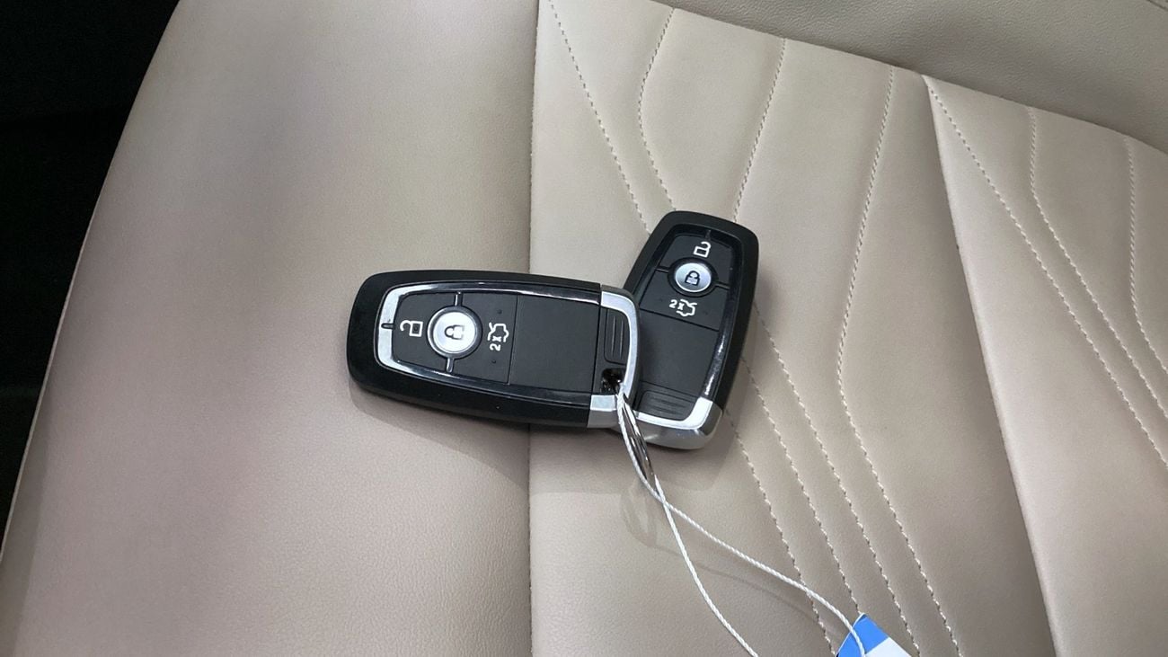 فورد ايفرست Limited | شامل الضمان | 0 ﺪﻔﻋﺓ ﺃﻮﻟﻯ