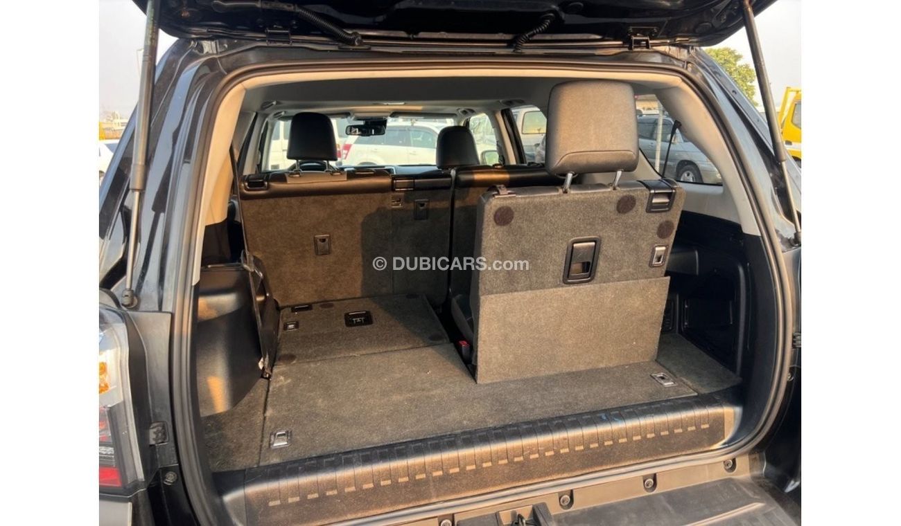 Toyota 4Runner 2020 LIMITED EDITION SUNROOF 7 SEATS - 4x4 - FOR EXPORT AND UAE [ PASS]