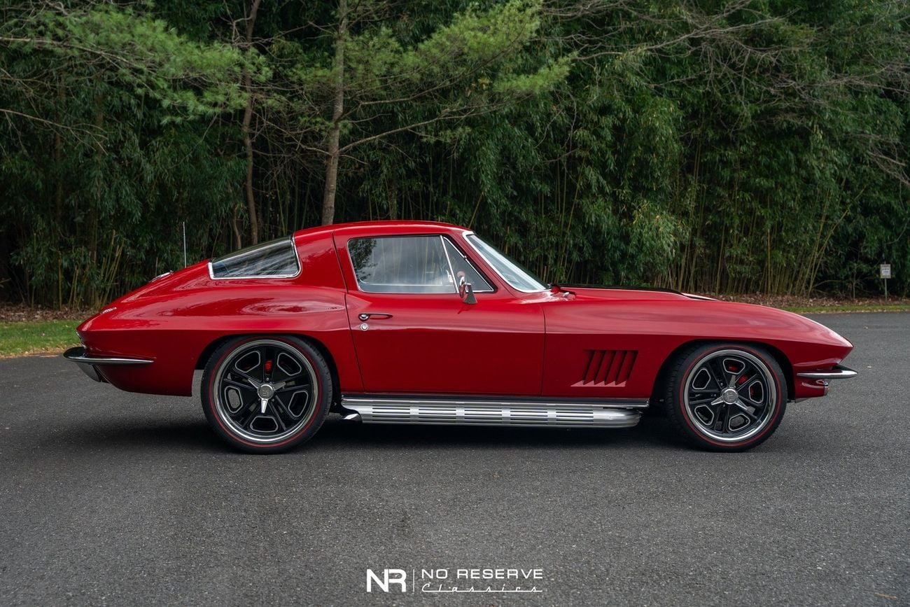 شيفروليه كورفت ZZ502 6 Speed Widebody Restomod