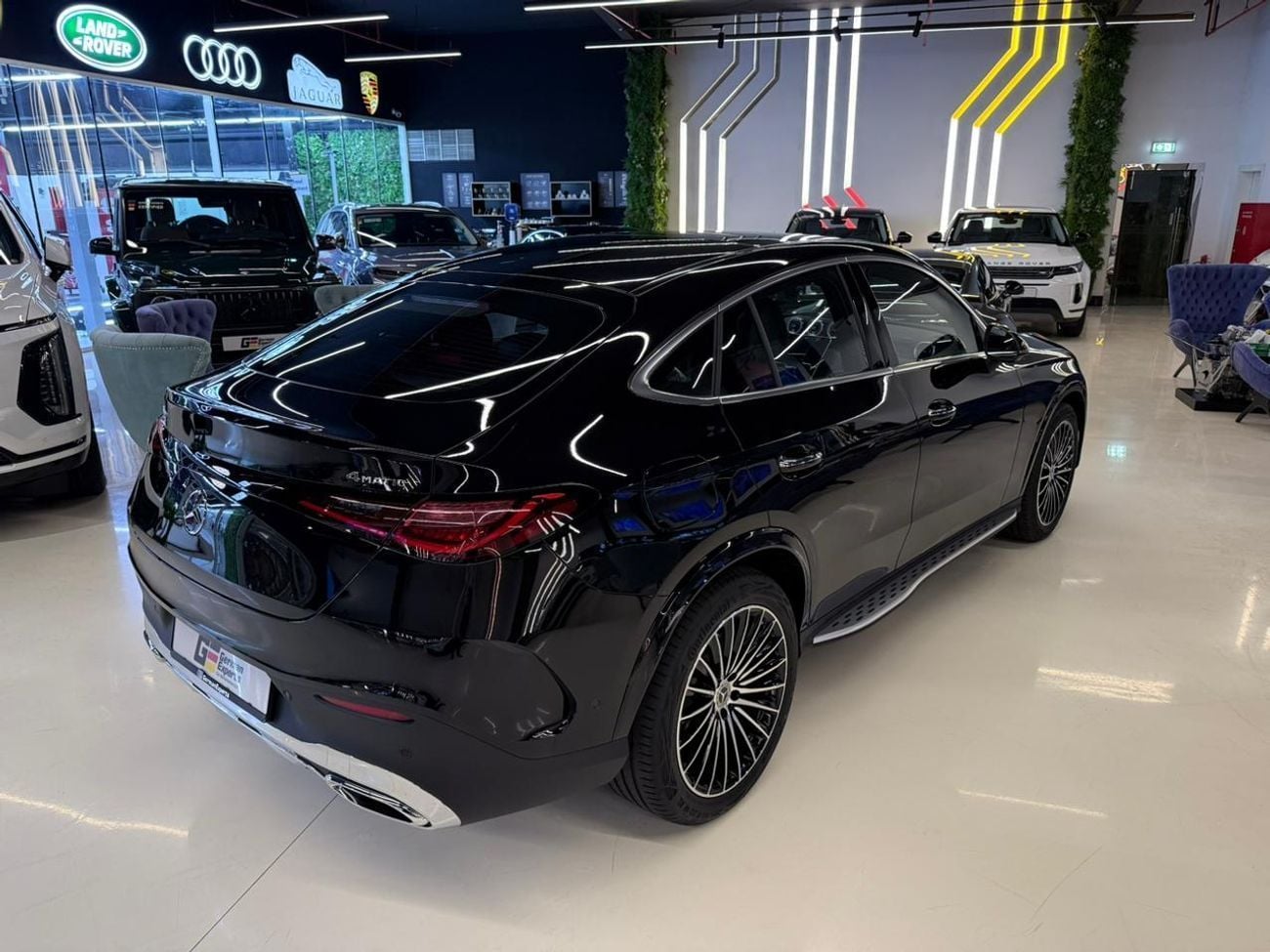 Mercedes Benz GLC Coupe 200 EID AL ADHA OFFER  / Only 4.400 MP Or 295KAED - 5 YEARS MERCEDES DEALERSHIP WARRANTY