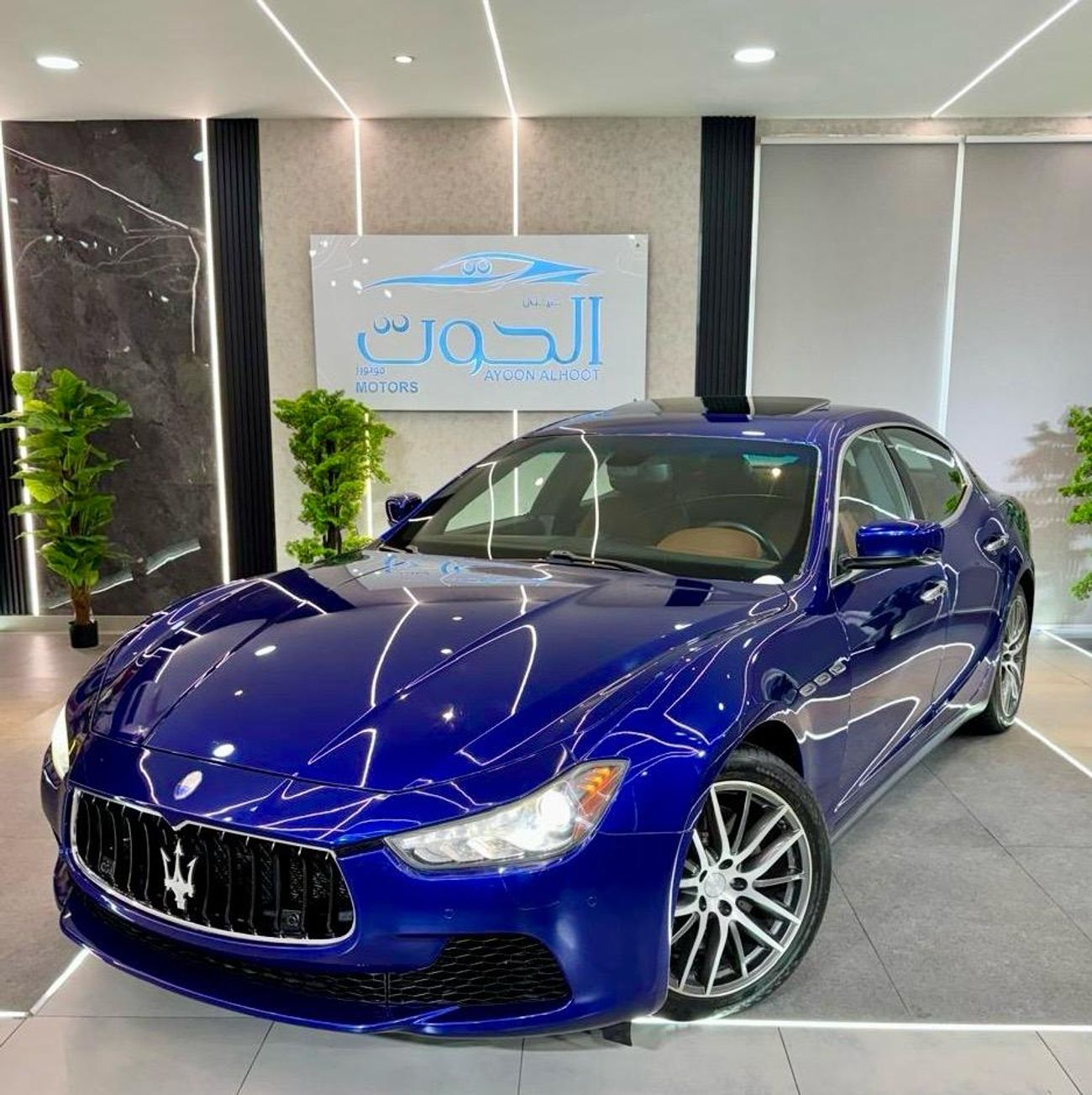 Maserati Ghibli S Q4 3.0L (345 HP) AMAZING BLUE COLOR MASERATI GHIBLI SQ4 V6 || GCC || FREE ACCIDENT || HIGHEST CATE