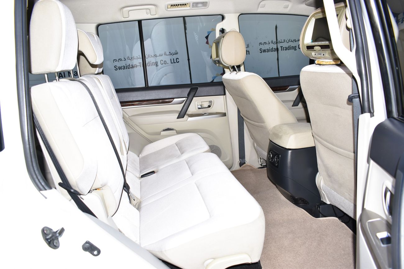 ميتسوبيشي باجيرو AED 959 PM | 3.5L GLS GCC DEALER WARRANTY