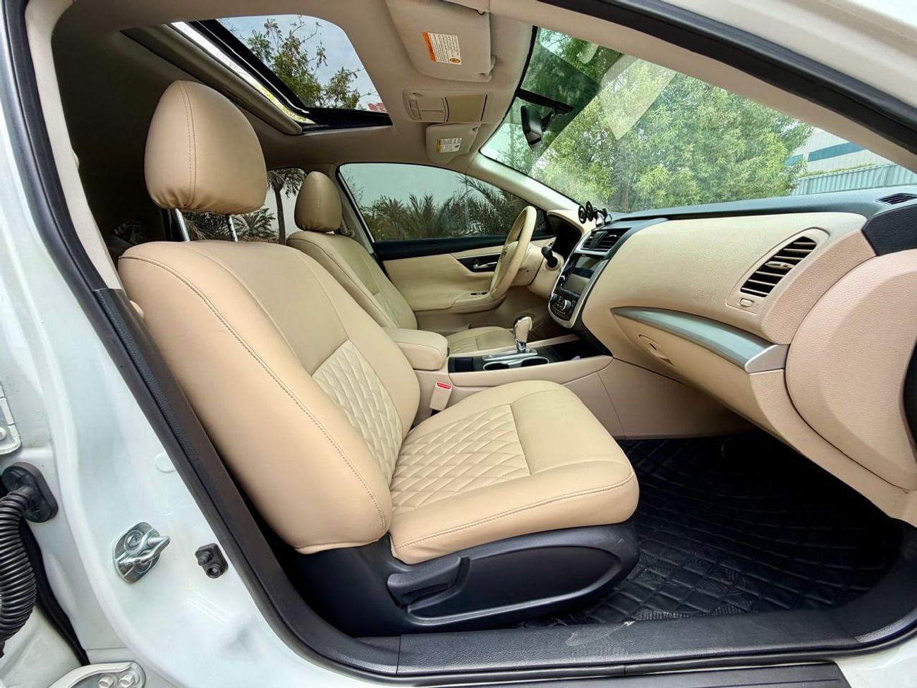 Nissan Altima SV 770X36/-Monthly l GCC I 2.5 SL Full Option I Accident Free