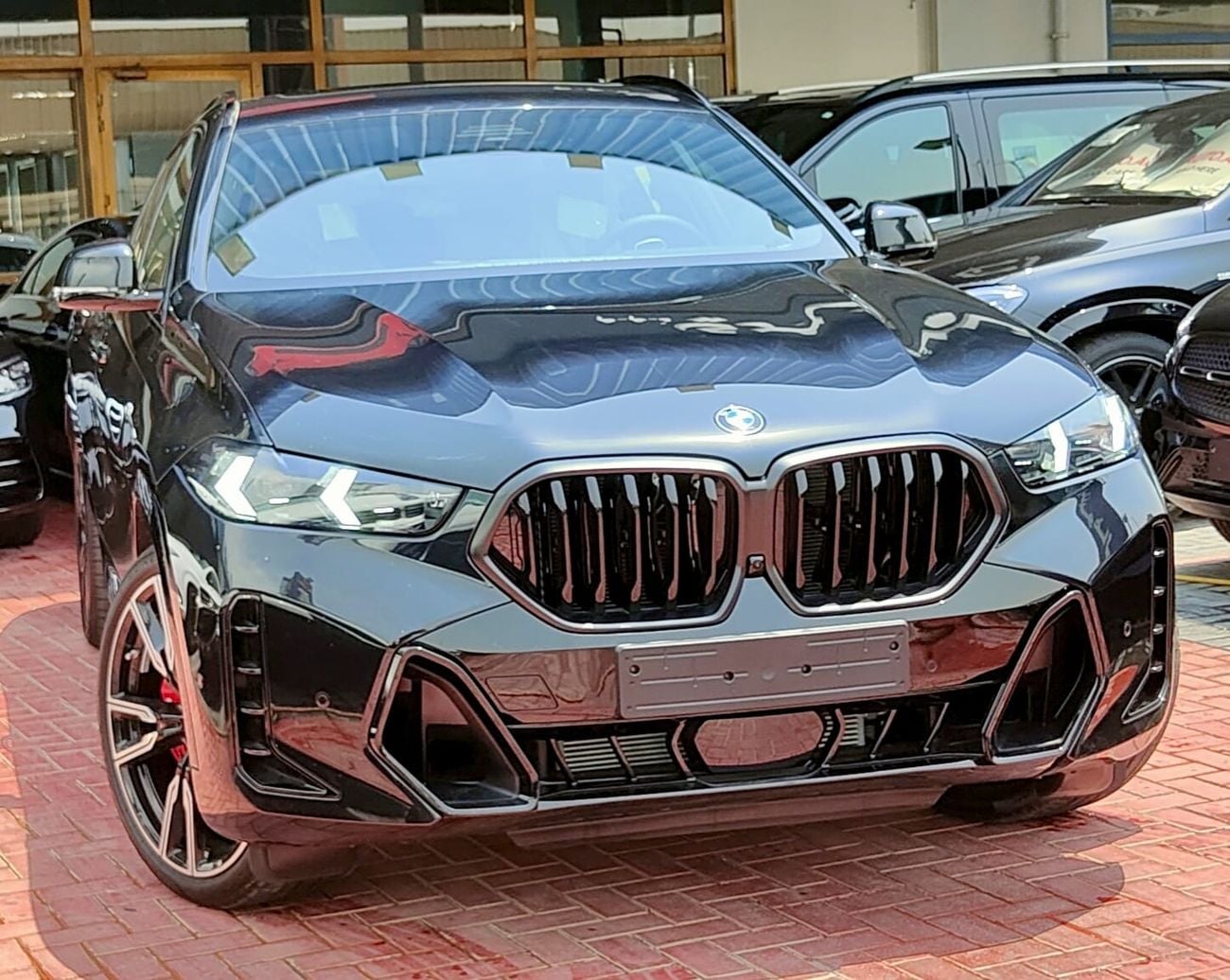 بي أم دبليو X6 XDRIVE40I M SPORT Warranty & Service 2026 GCC