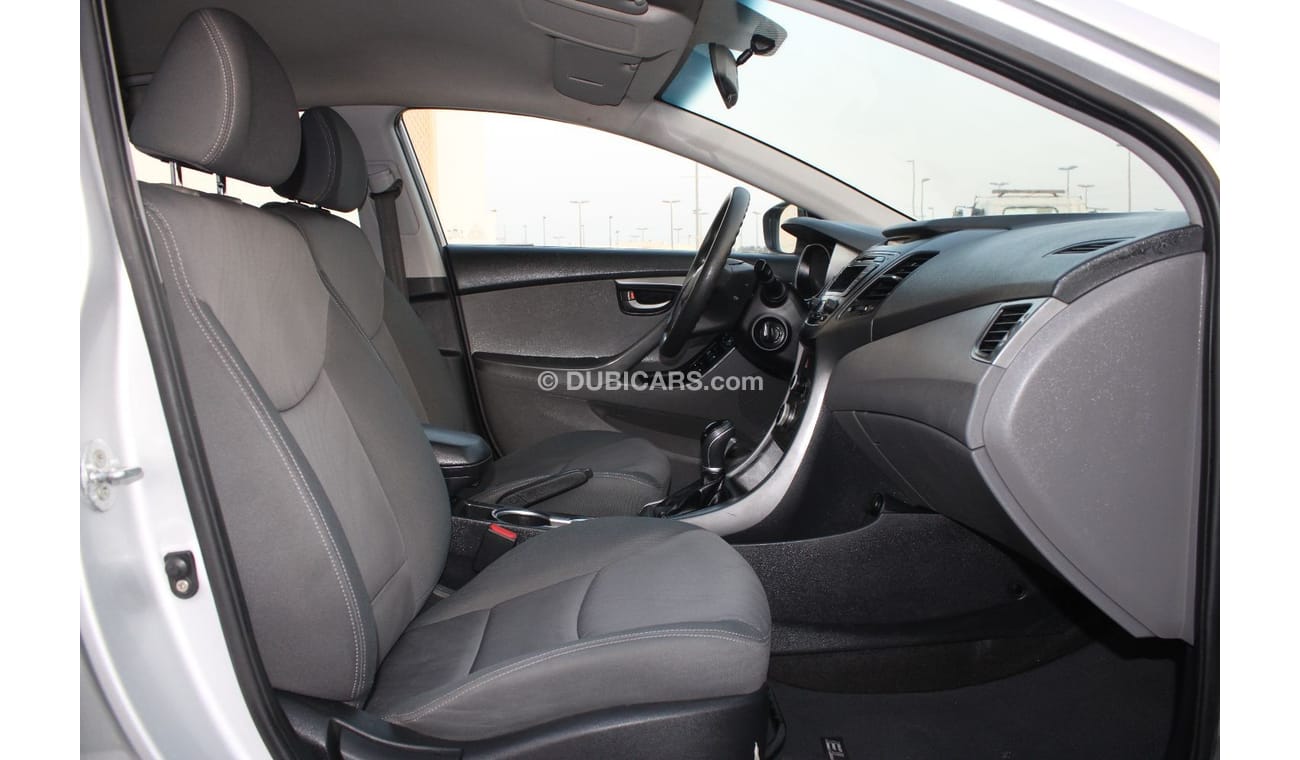 هيونداي إلانترا هيونداي إلنترا 2016 خليجي 1800 سي سي  بحالة ممتازة بدون حوادث نظيفه جدا من الداخل والخارج