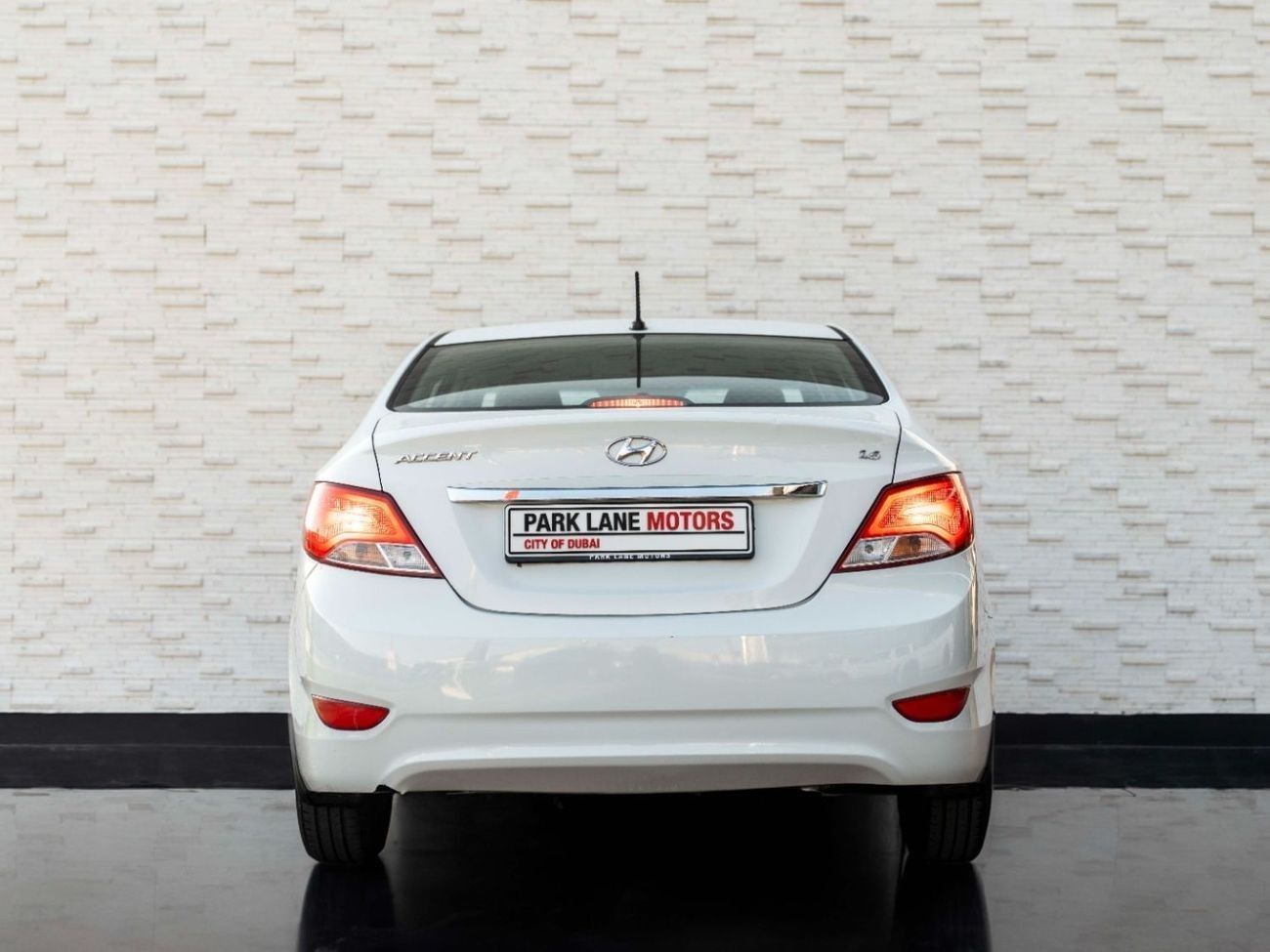 هيونداي أكسنت Base 1.6L (123 HP)