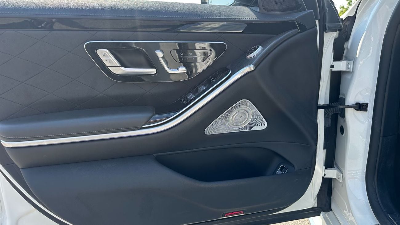 Mercedes-Benz S 580 4MATIC Exclusive 4.0L | American Specs | Clean Title | 35,000 KM