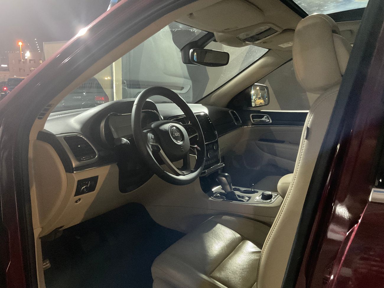 Jeep Grand Cherokee Limited | upto AED 20,000 Ramadan Discount | Guaranteed Warranty | 0 Down Payment