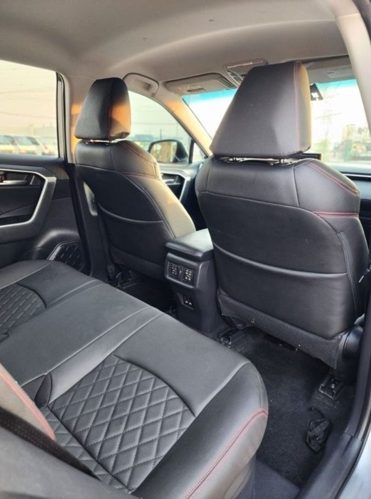 Toyota RAV4 TOYOTA RAV 4 XLE 2021 HYBRID