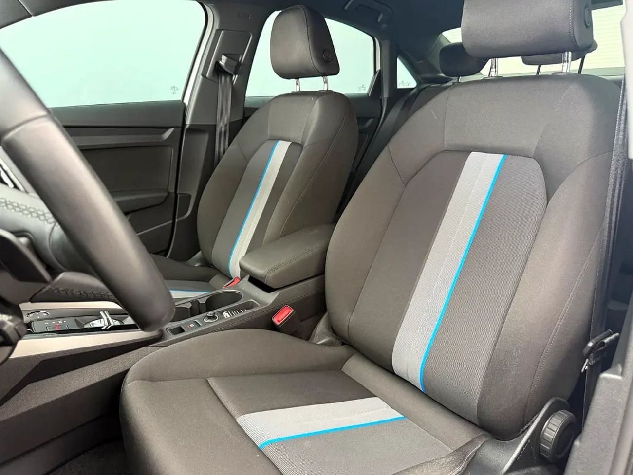 أودي A3 35 TFSI S Line 1.4L 35 TFSI - GCC Specs - Like New!