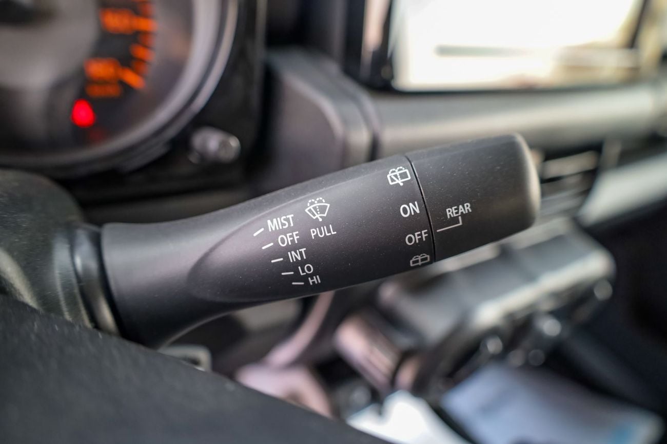 Suzuki Jimny 2025 GL V4 1.5L Petrol AT / 3 Doors / Steering Audio Control / For Export Only