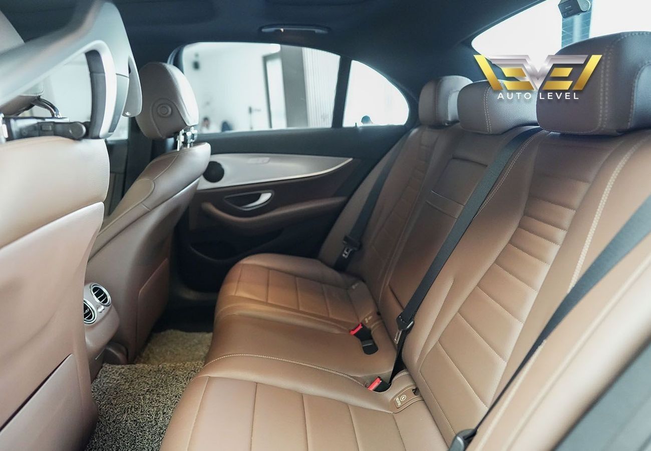 مرسيدس بنز E300 MERCEDES E300 2019 - 7 Years warranty + 7 Years Service Contract