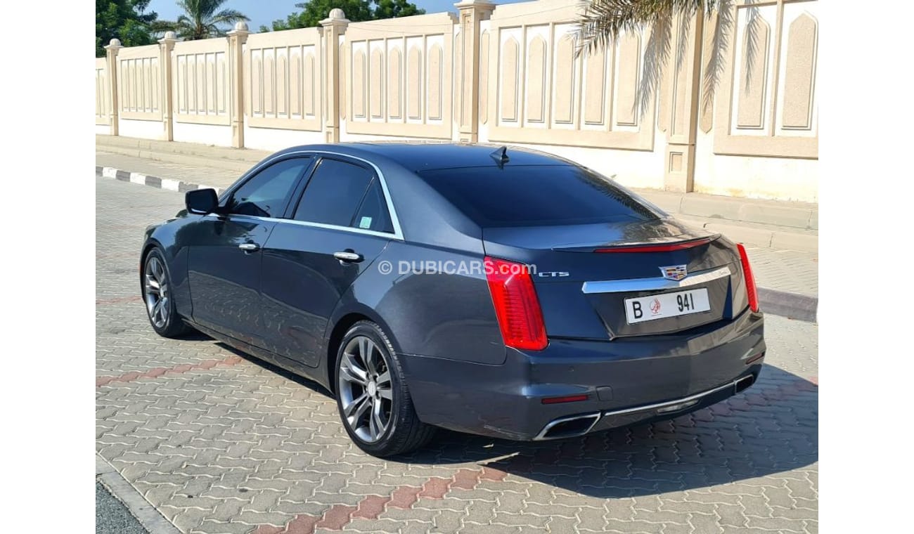 Cadillac CTS CADILLAC CTS GCC 2016 . 7 SPEED TRANSMISSION  AND 4 CYLINDER  ENGINE
