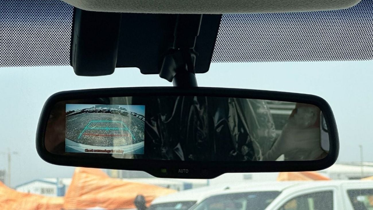 تويوتا جرافينا 3.5L V6 6-STR LEATHER AT (EXPORT ONLY)