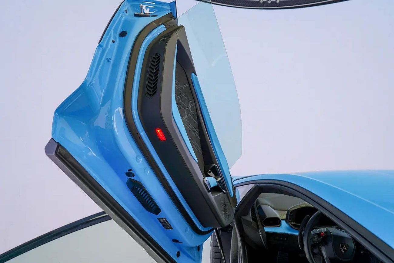 Lamborghini Revuelto SPORTIVA 6.5L V12 Hybrid
