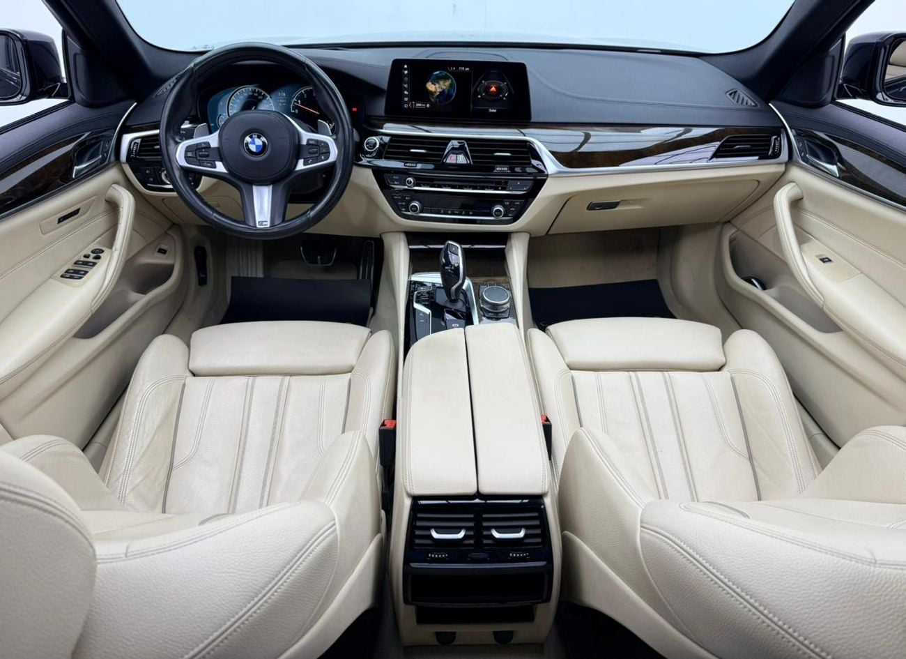 BMW 530i 2018 BMW 530i M-Sport, Full Service History, Fully Loaded, Excellent Condition, GCC