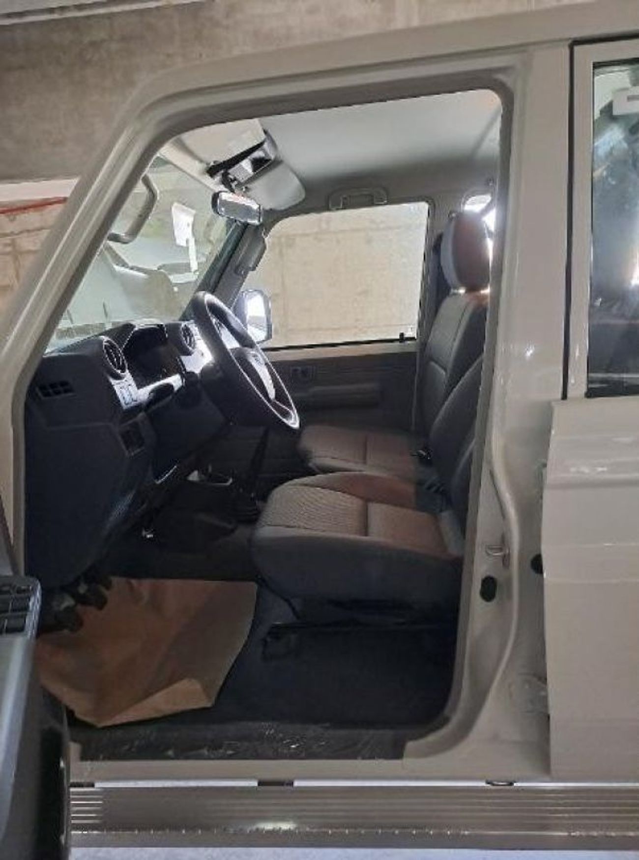 تويوتا لاند كروزر 70 LC76 5 DOORS 4.2L DIESEL V6 LHD | MANUAL | 2025 | BRAND NEW | 0 KM | 03 YEARS WARRANTY