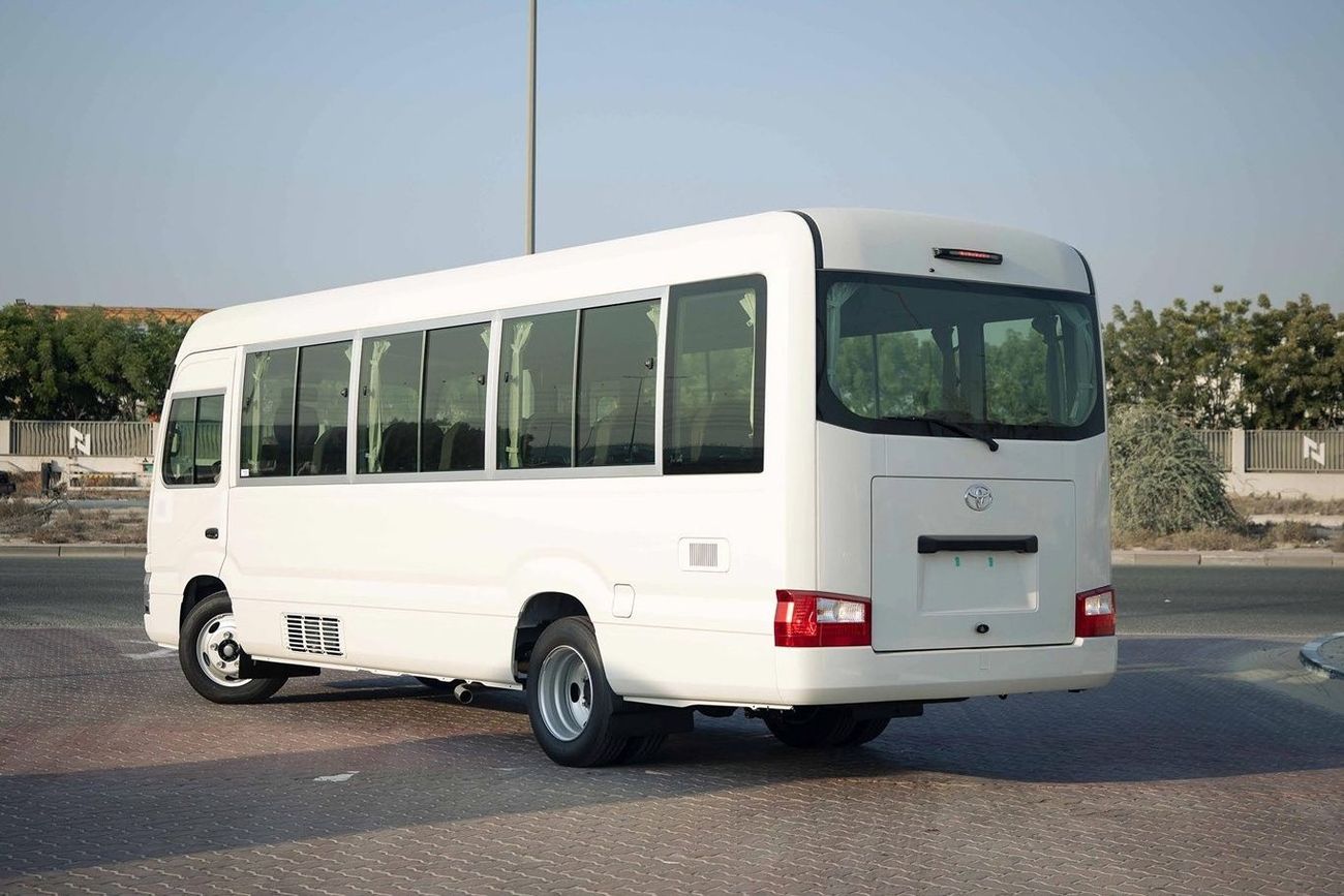 Toyota Coaster 2025 Toyota Coaster High-Roof 30-Seater 4.0L 4-Cyl Turbo Diesel M/T RWD 2-Point Seatbelts For Africa
