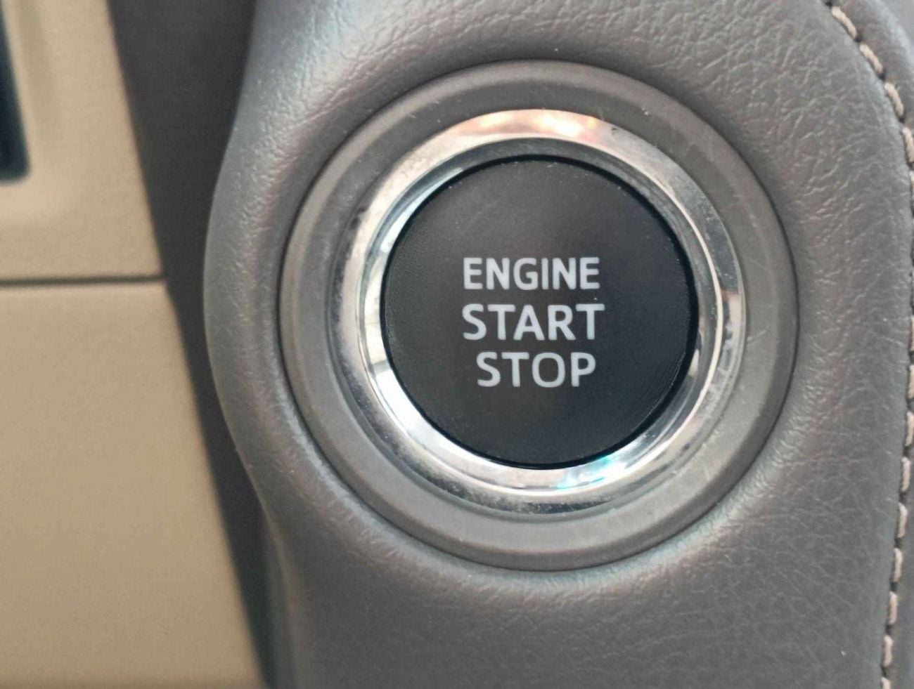 Toyota Prado VXR LHD 4.0L V6 1GR Petrol engine Automatic Gear 4WD 7 Seats 5 Doors