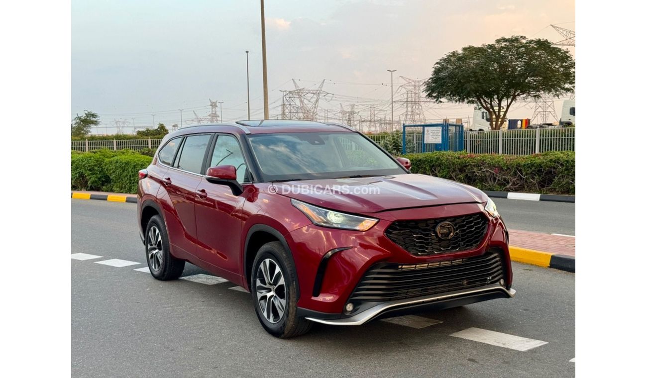Toyota Highlander 2023 XLE SUNROOF TURBO ENGINE 2.5L AWD USA IMPORTED