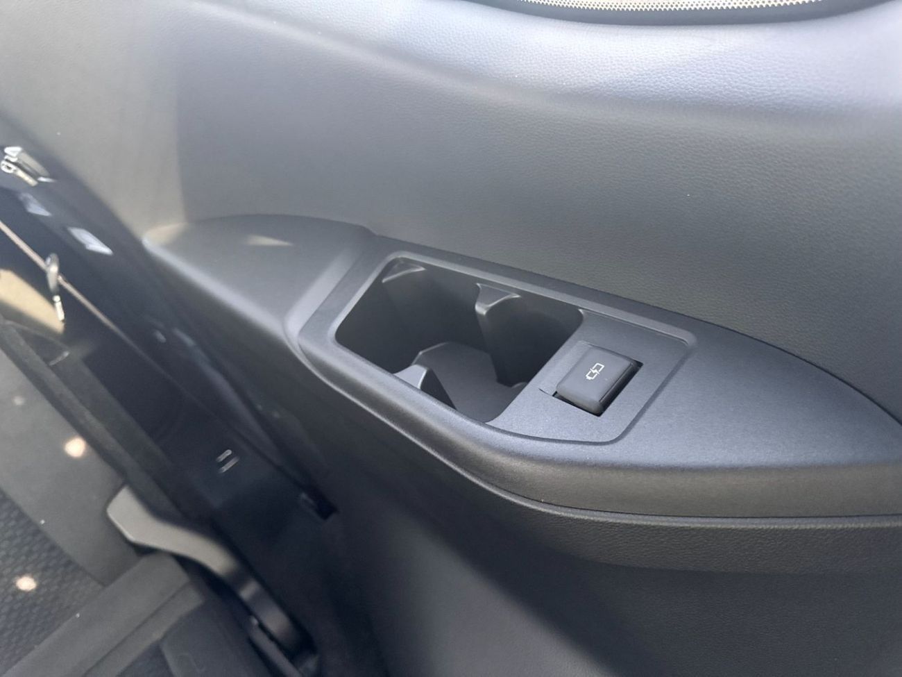 Toyota Land Cruiser GXL 3.3L DIESEL (RIGHT HAND) BRAND NEW 0KM