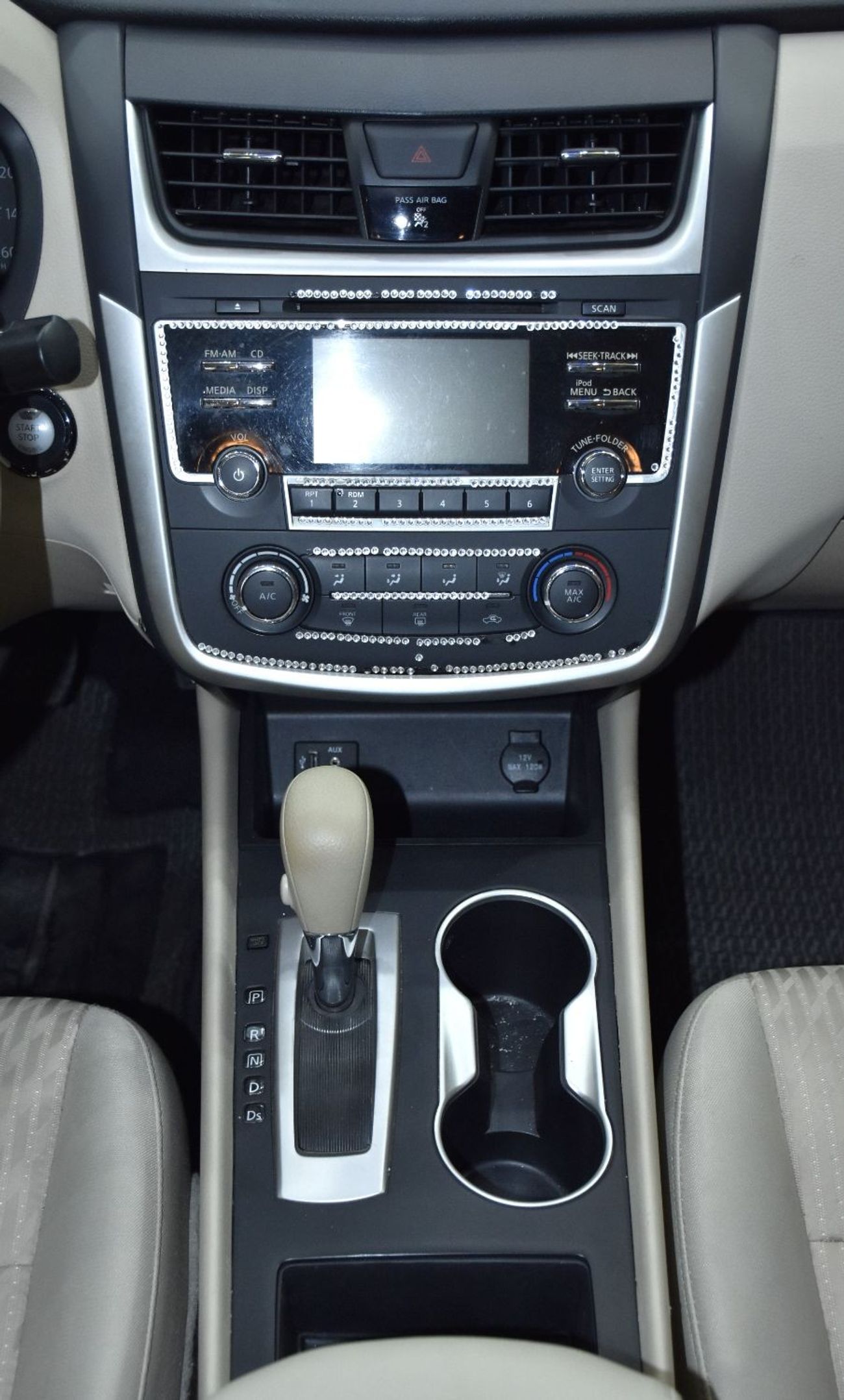 نيسان ألتيما EXCELLENT DEAL for our Nissan Altima ( 2017 Model ) in Red Color American Specs