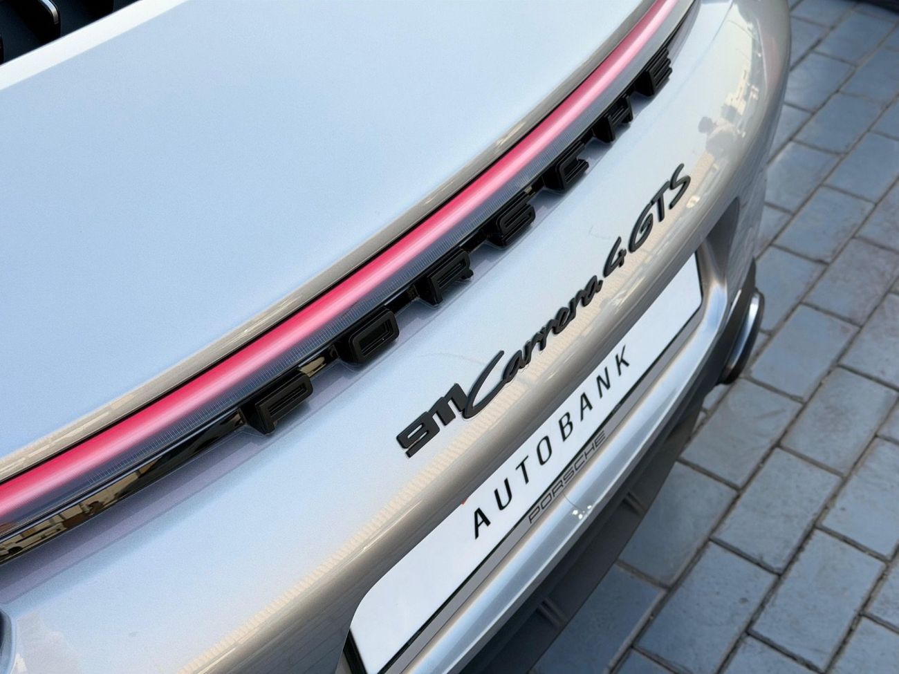 Porsche 911 Carrera 4GTS 3.0L (450 HP) Convertible