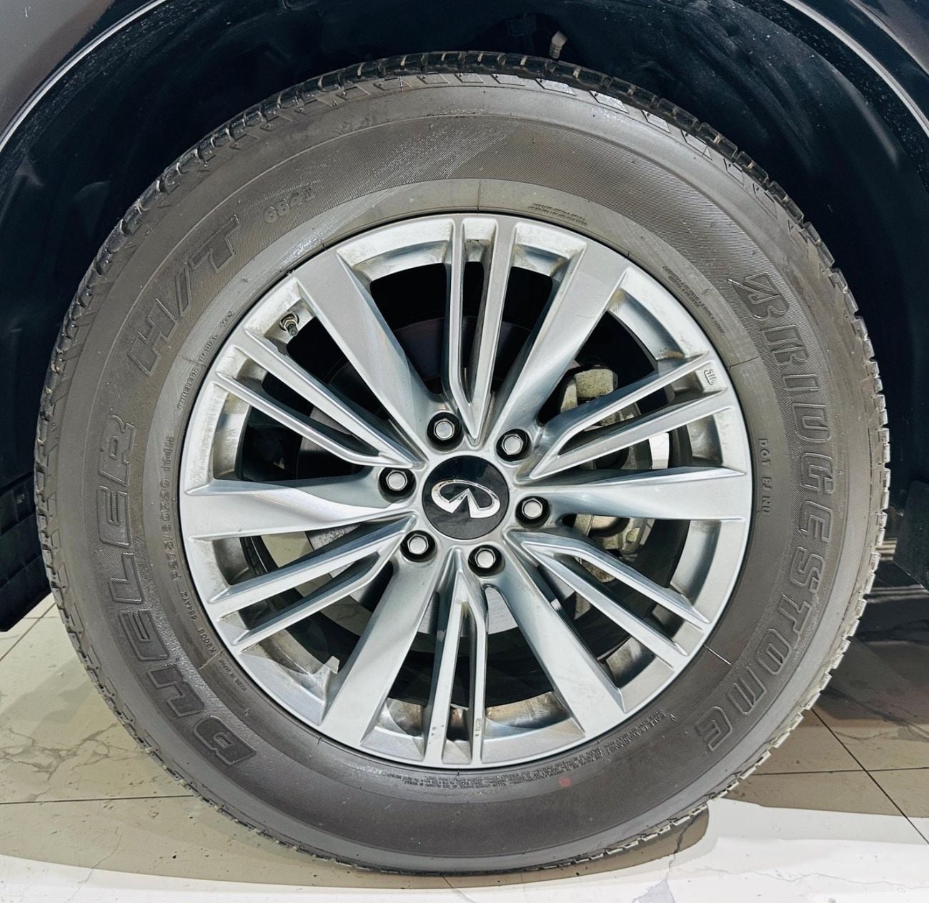 Infiniti QX80 LUXURY PROACTIVE