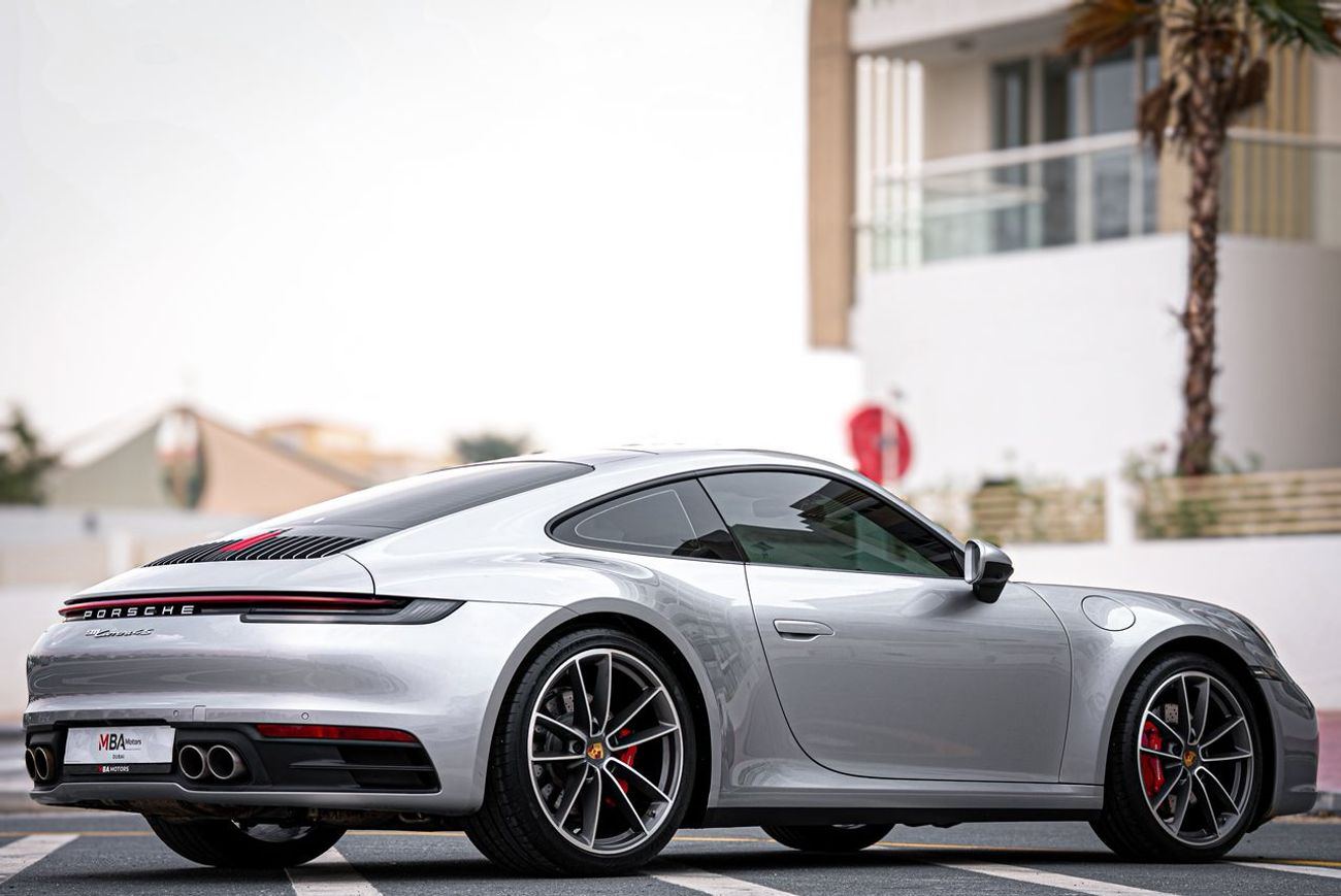 Porsche 911 Carrera 4S 3.0L (380 HP) Coupe