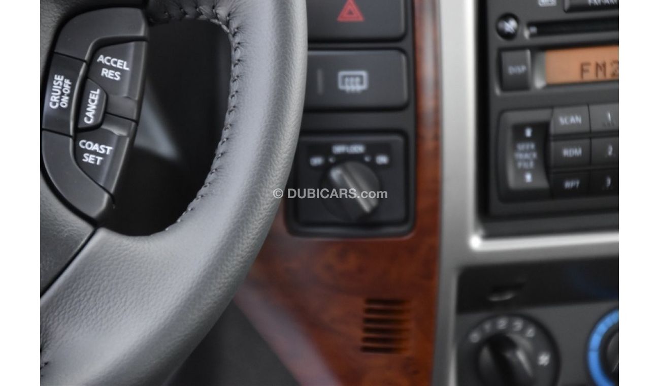 نيسان باترول سفاري Nissan Patrol  Safari M/T 4Doors Gcc Export Only
