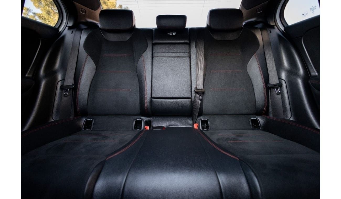 Mercedes-Benz A 200 Premium 1.4L Mercedes-Benz A200 Premium 2021 GCC under Warranty with Flexible Down-Payment.