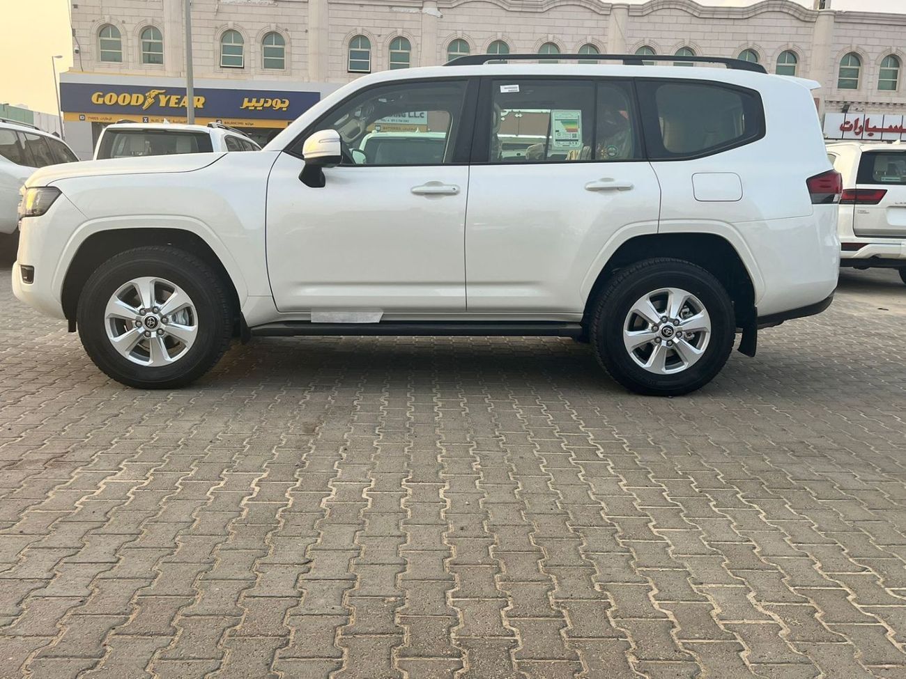Toyota Land Cruiser EXR 4.0L