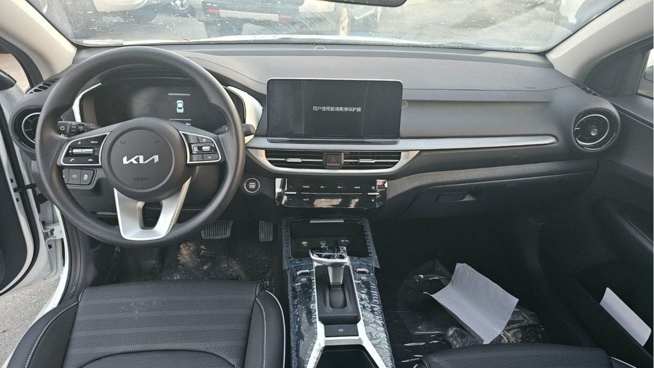 كيا K3 KIA K3 1.5L 2024 FULL OPTION WITH SUNROOF