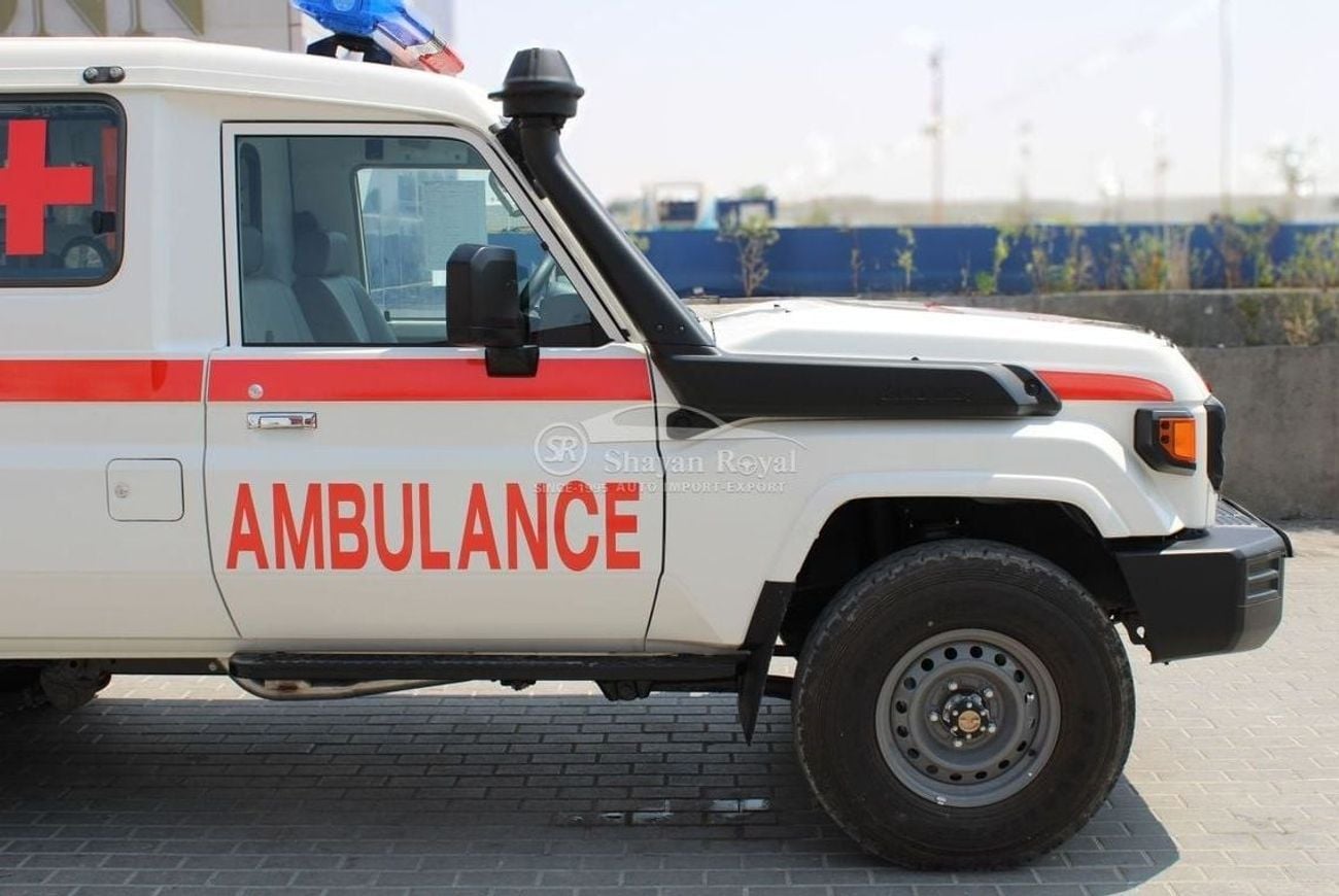 تويوتا لاند كروزر 70 LC78 Hardtop 4.2L AABULANCE 4.2L DSL V6 4WD 3DR MT 2025MY | FOR EXPORT